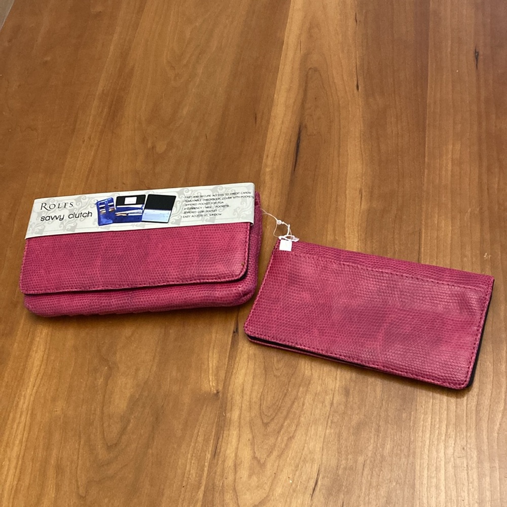 Rolfs Fuchsia Savvy Clutch with checkbook - Picture 6 of 8